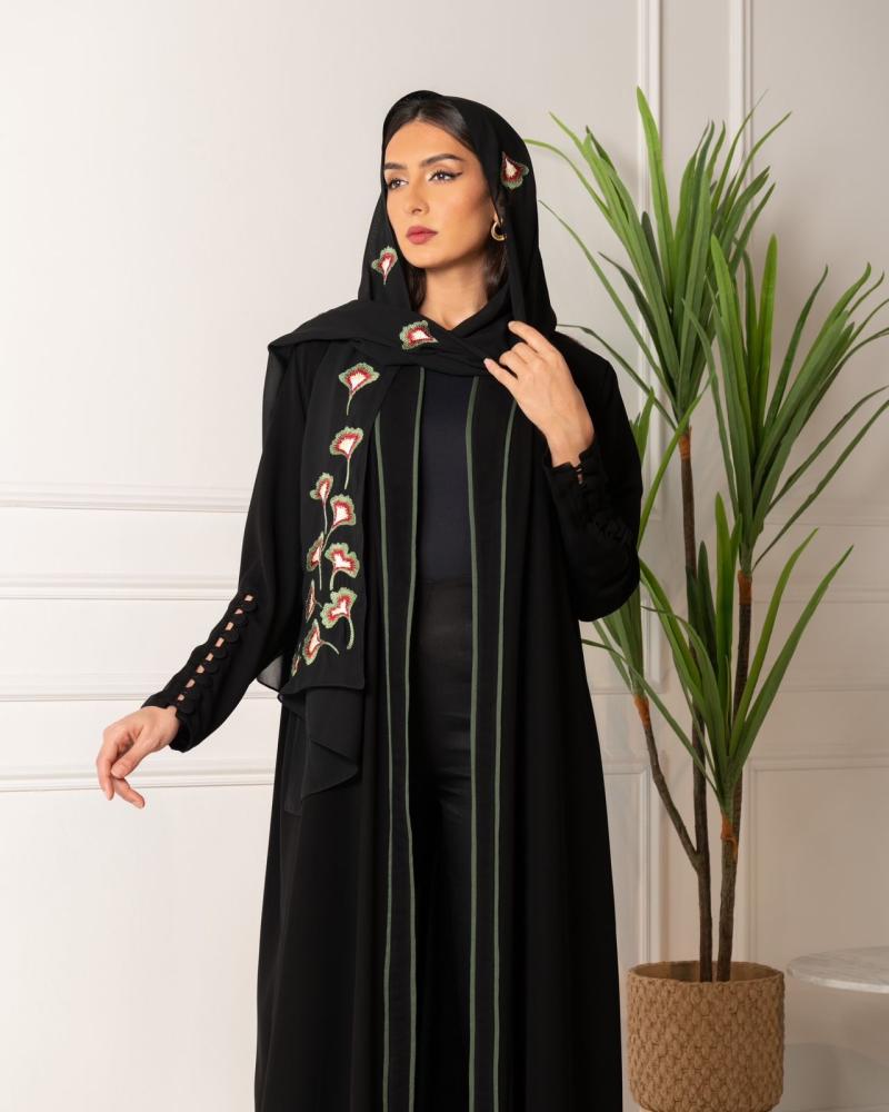 Abaya crepe with embroidered headscarf with threads