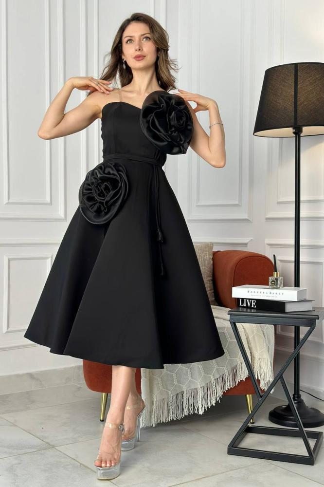 Black midi dress decorated with flowers