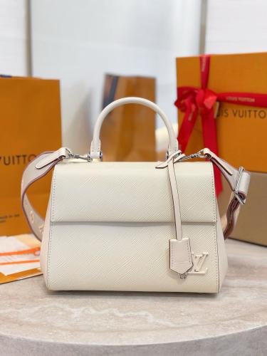 لوي فيتون Cluny BB مقاس 28cm