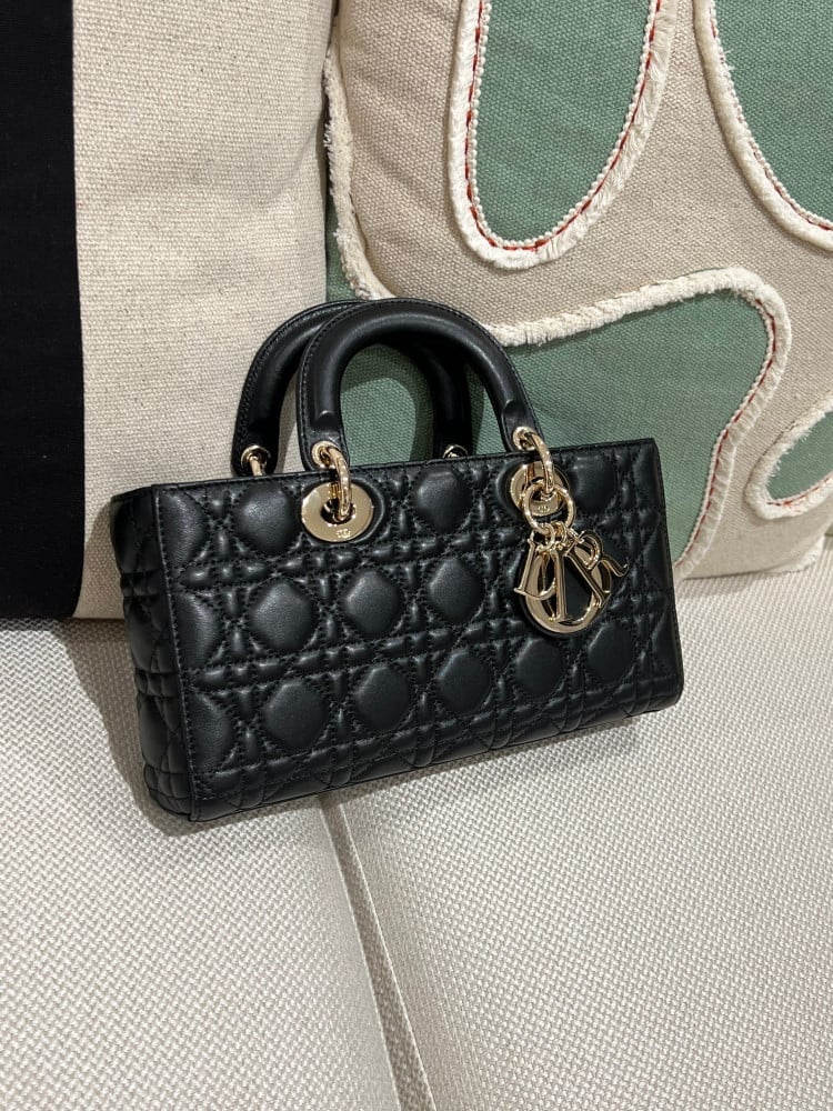 ديور دي جوي مقاس 26cm