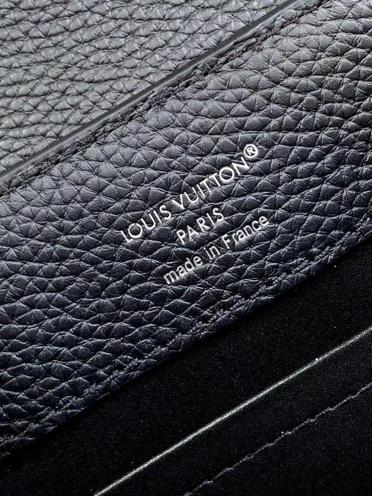 لوي فيتون CAPUCINES-BB مقاس 26.5cm