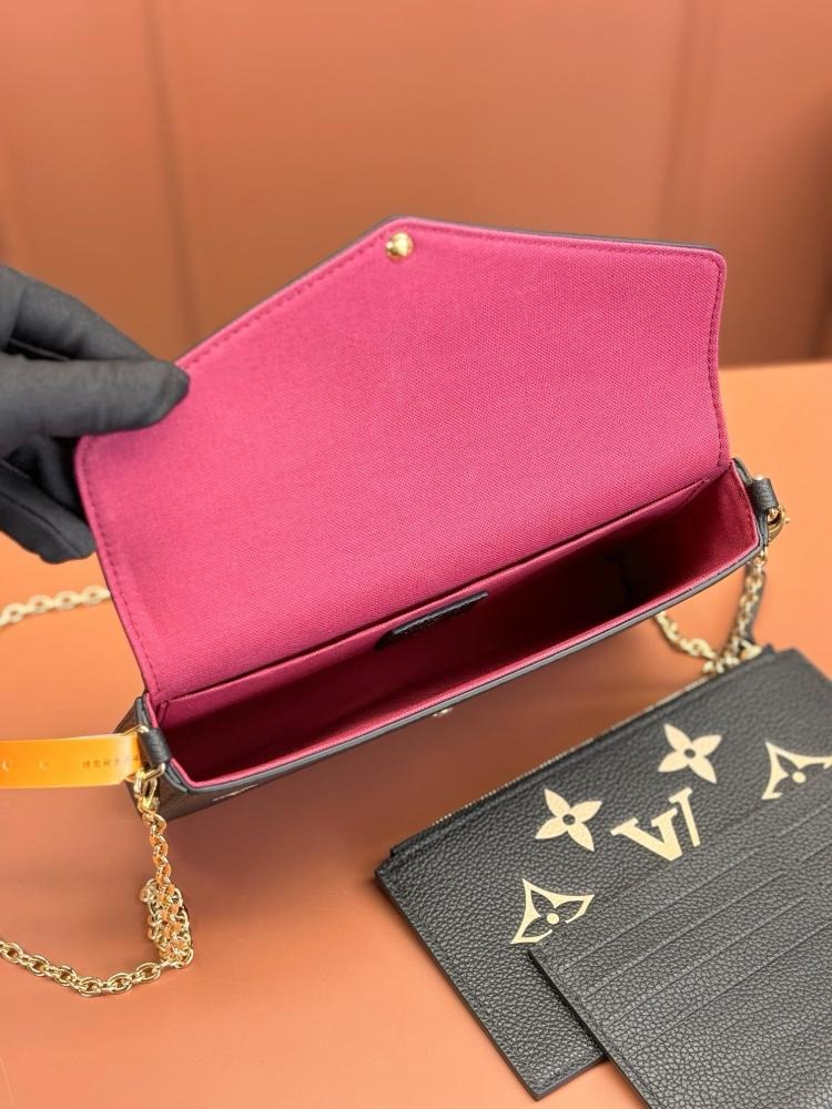 لوي فيتون POCHETTE FÉLICIE مقاس 21cm