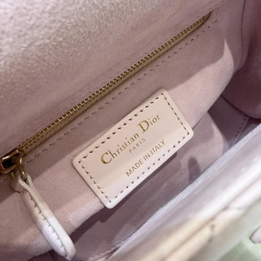 ليدي ديور ميني مقاس 17cm