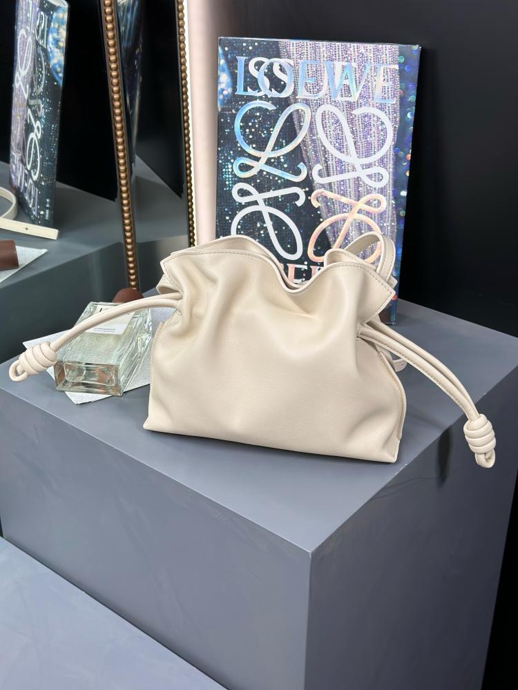 لويفي FLAMENCO CLUTCH مقاس 22.5cm .
