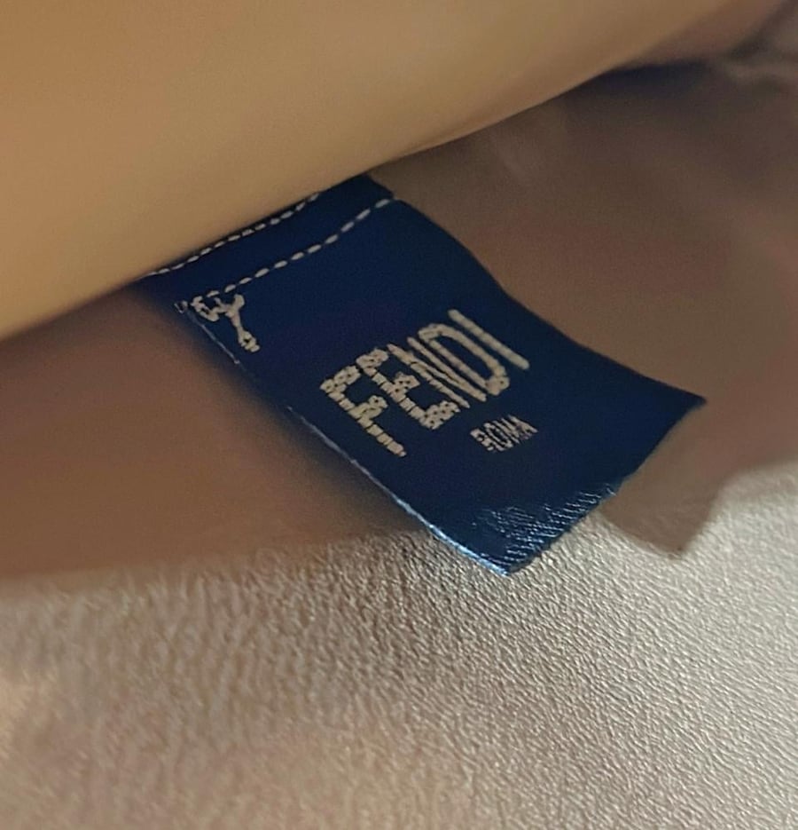 فندي Peekaboo مقاس 27cm