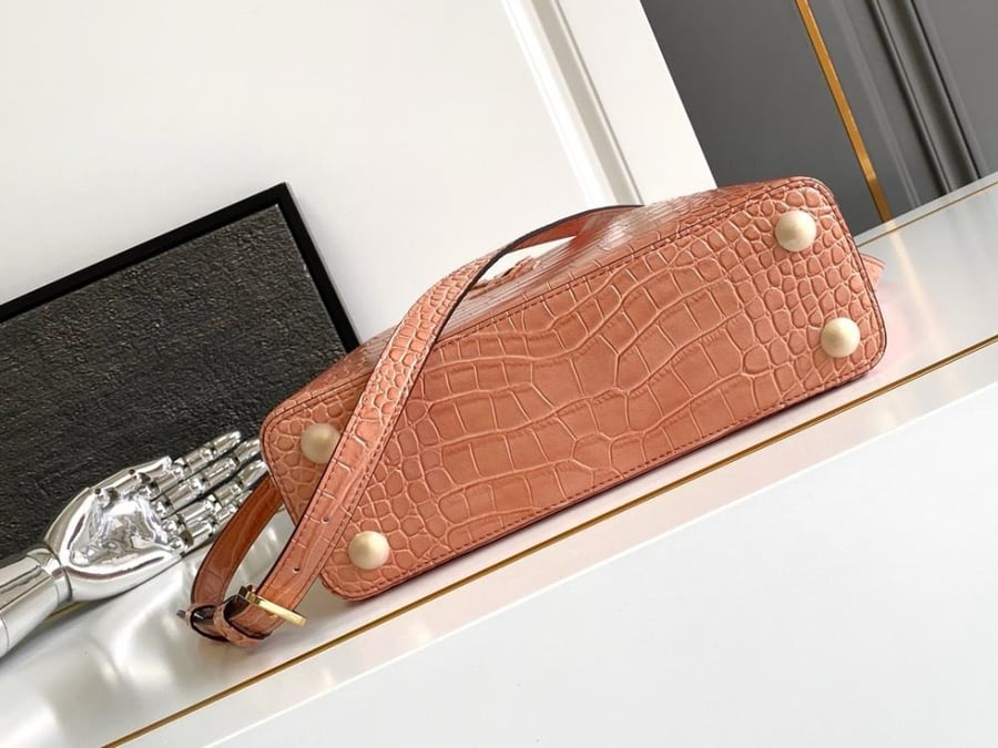 لوي فيتون Capucines مقاس 27cm