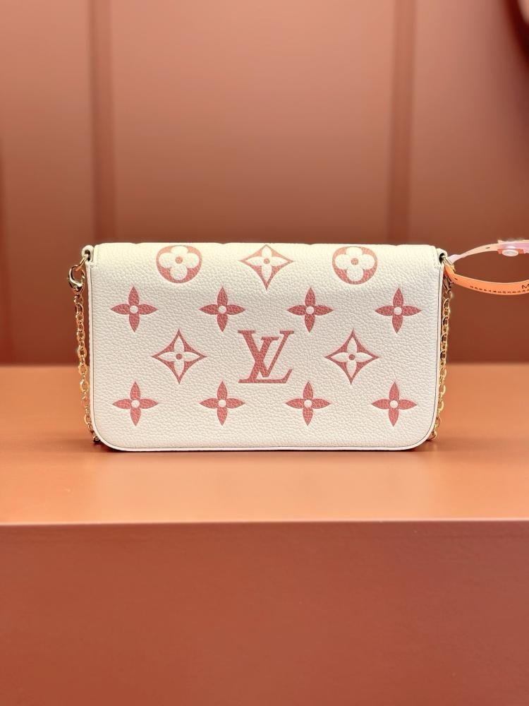 لوي فيتون POCHETTE FÉLICIE مقاس 21cm