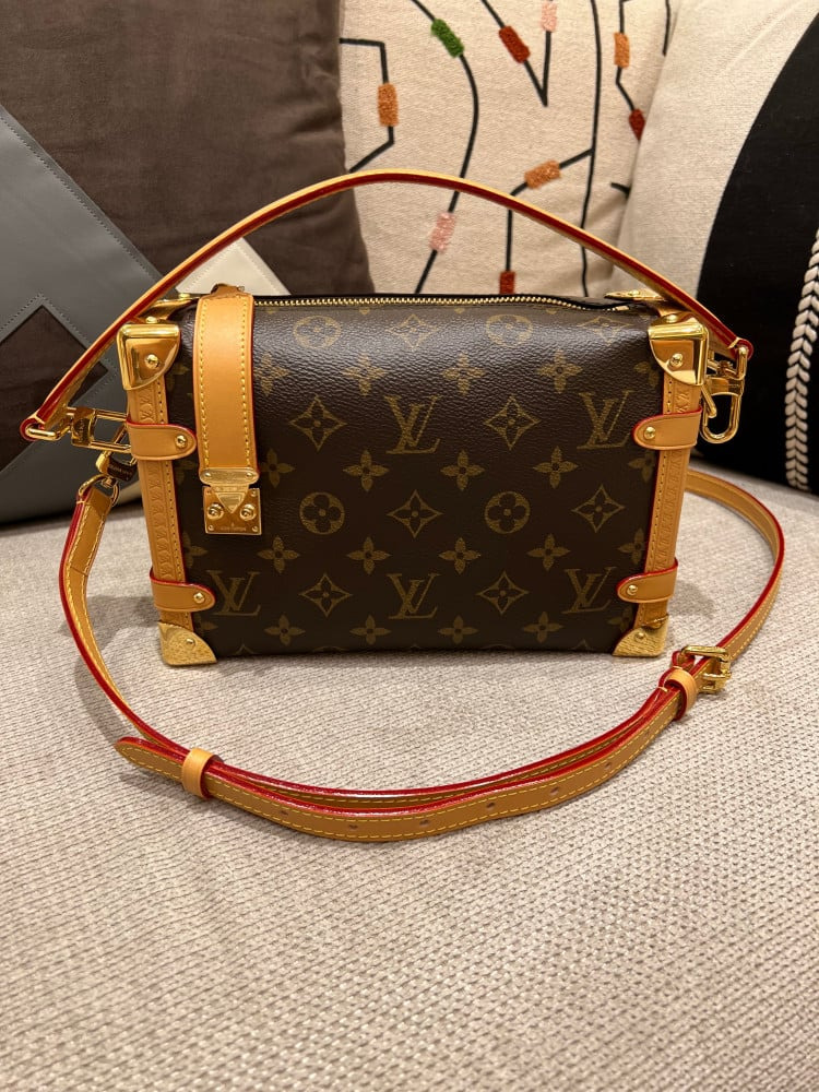 لوي فيتون SIDE TRUNK مقاس23.5cm