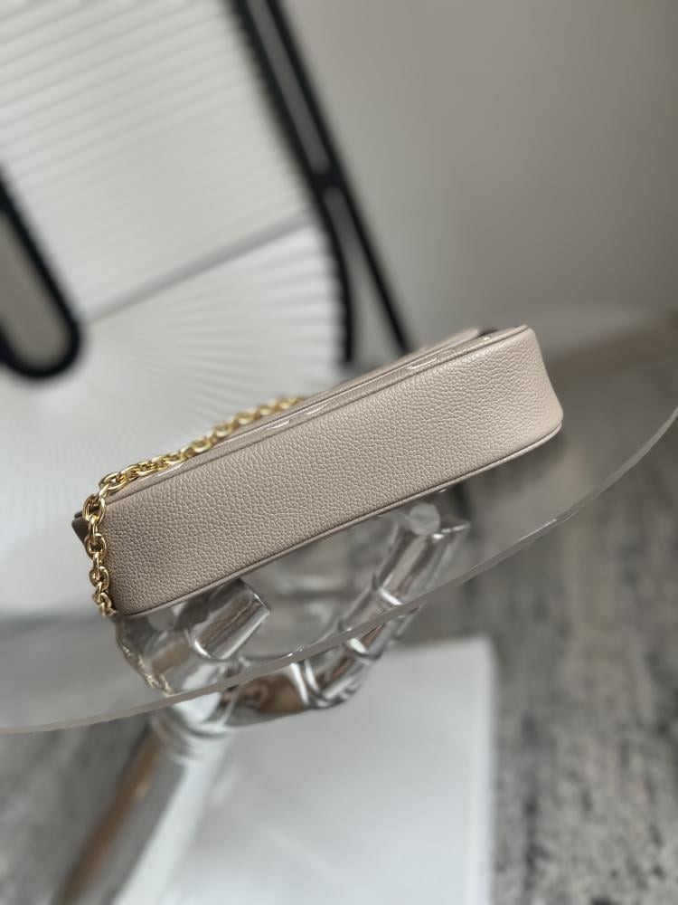 لوي فيتون Wallet On Chain Ivy مقاس 23.5cm
