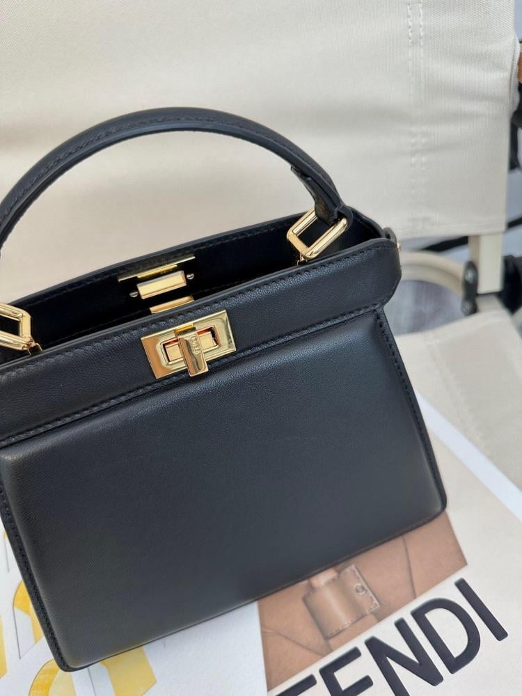 فندي بيكابو بتيت مقاس 20cm