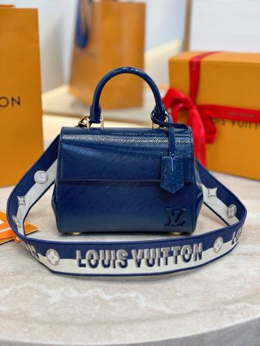 لوي فيتون CLUNY مقاس 20cm