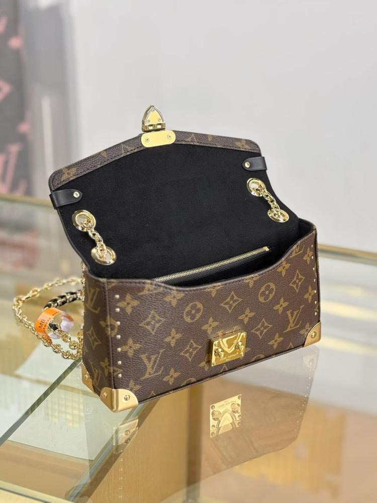 لوي فيتون Trunkie East westمقاس 25cm