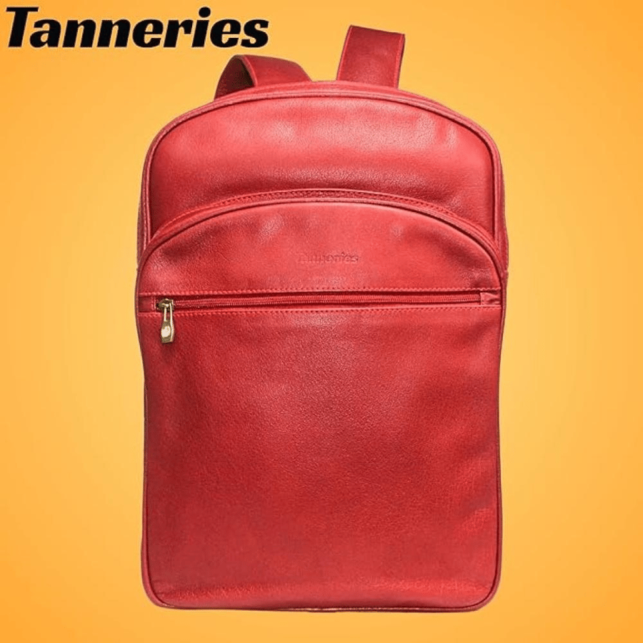 حقيبة ظهر جلدية فاخرة للابتوب مقاس 15.6 بوصة من Tanneries – أحمر