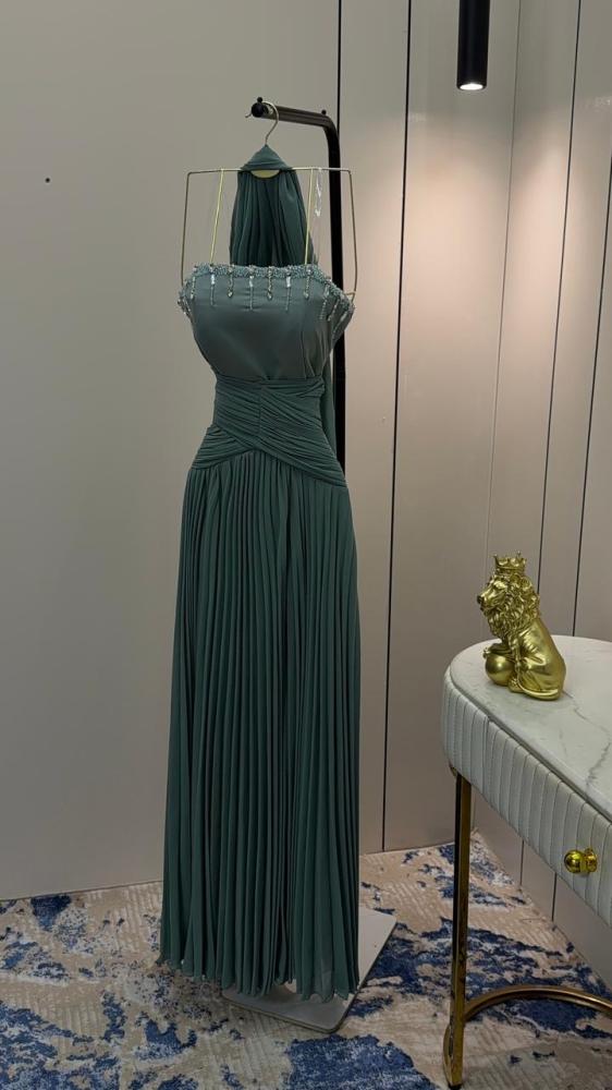 Evening dress sizes from 1 to 6
