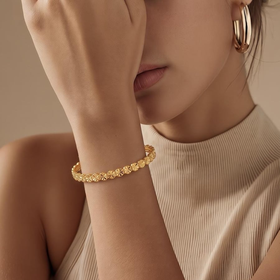 غويشه ذهب عيار 21 الوزن 6.99 جرام