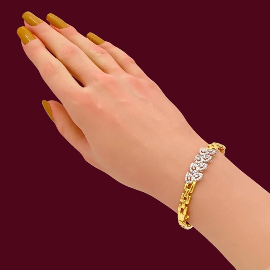 اسواره ذهب عيار 18 الوزن 9.18 جرام