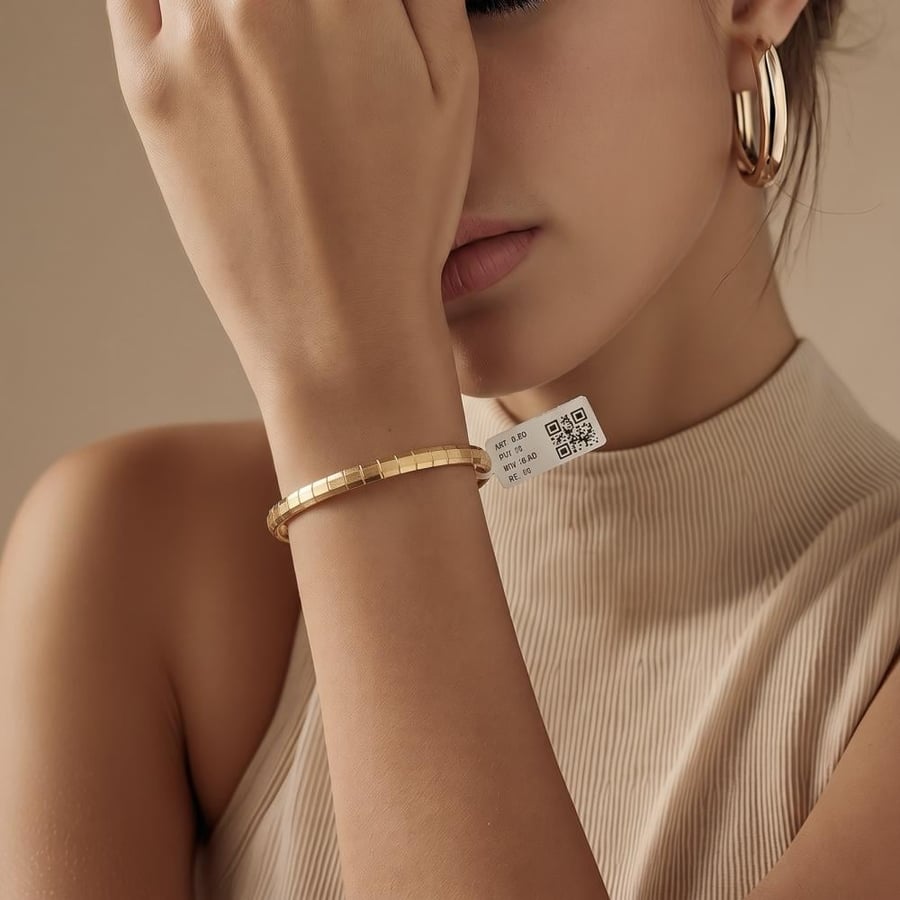 غويشه ذهب عيار 21 الوزن 5.82 جرام