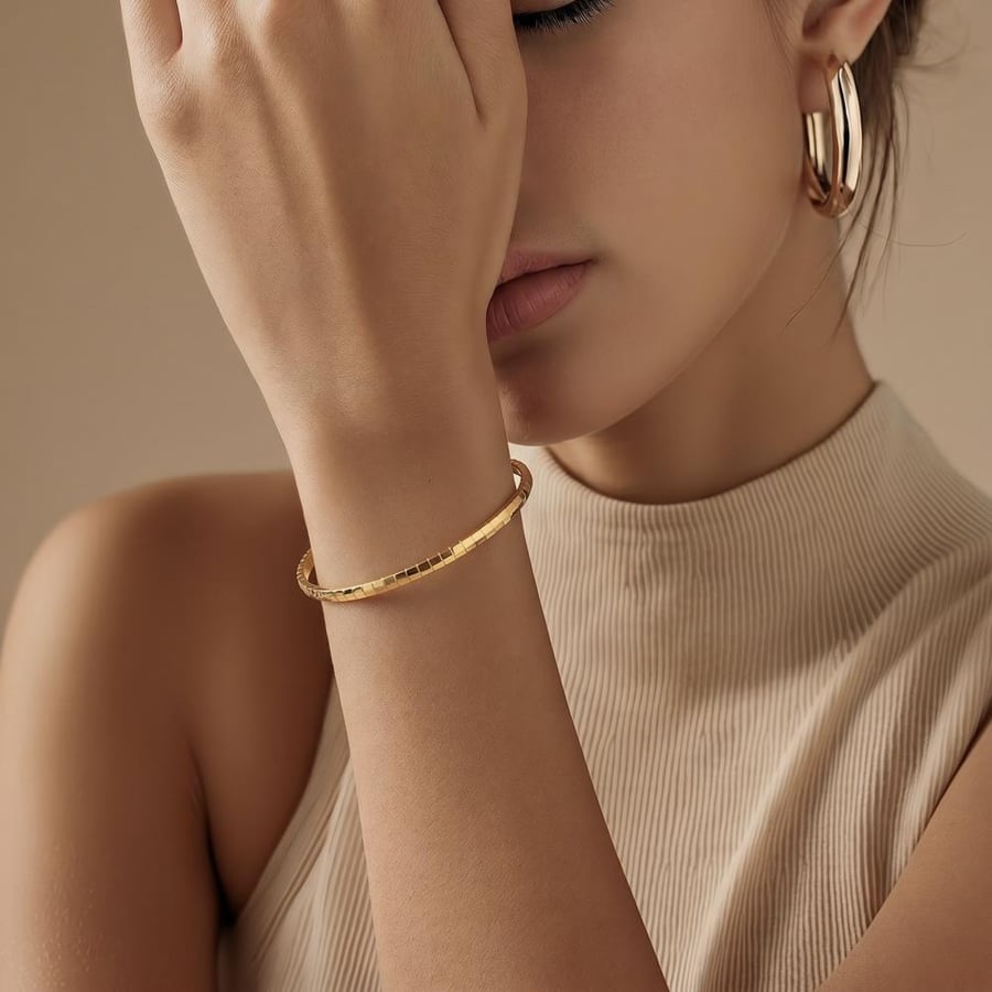 غويشه ذهب عيار 21 الوزن 6.67 جرام