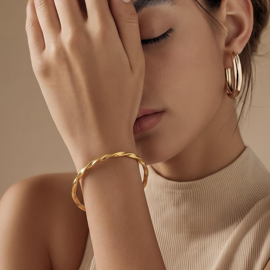 غويشه ذهب عيار 21 الوزن 3.77 جرام