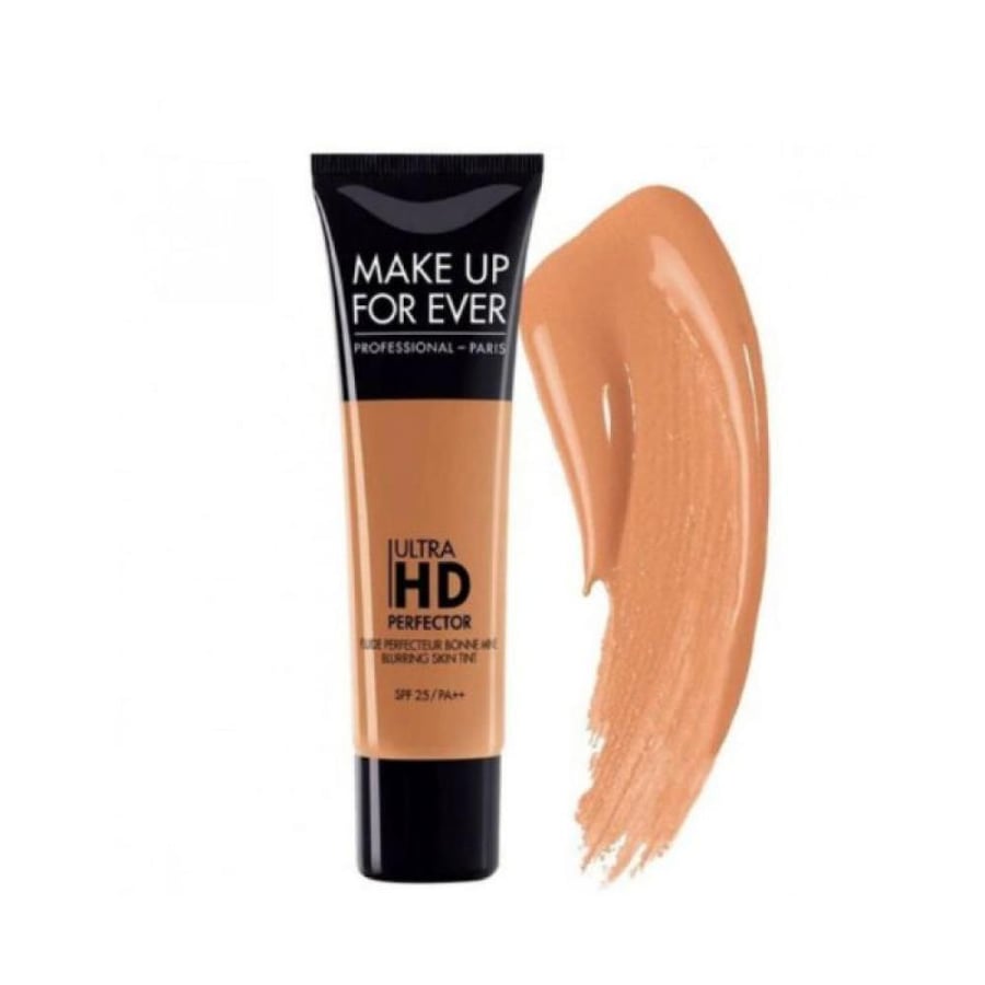 Foundation cream extract number 01 from Makeup Forever