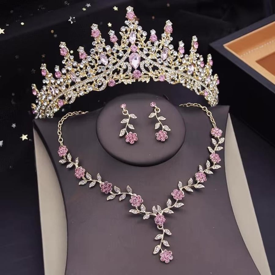 طقم مع تاج زفاف