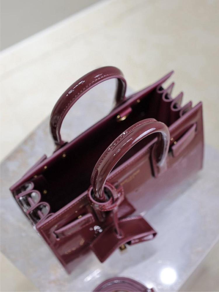SAC DE JOUR IN PATENT LEATHER - NANO