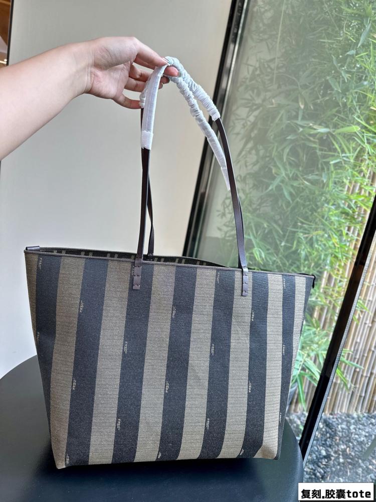 Fendi bag