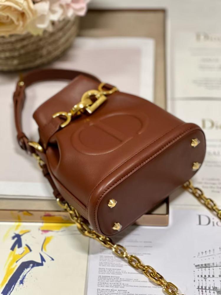 Dior ديور