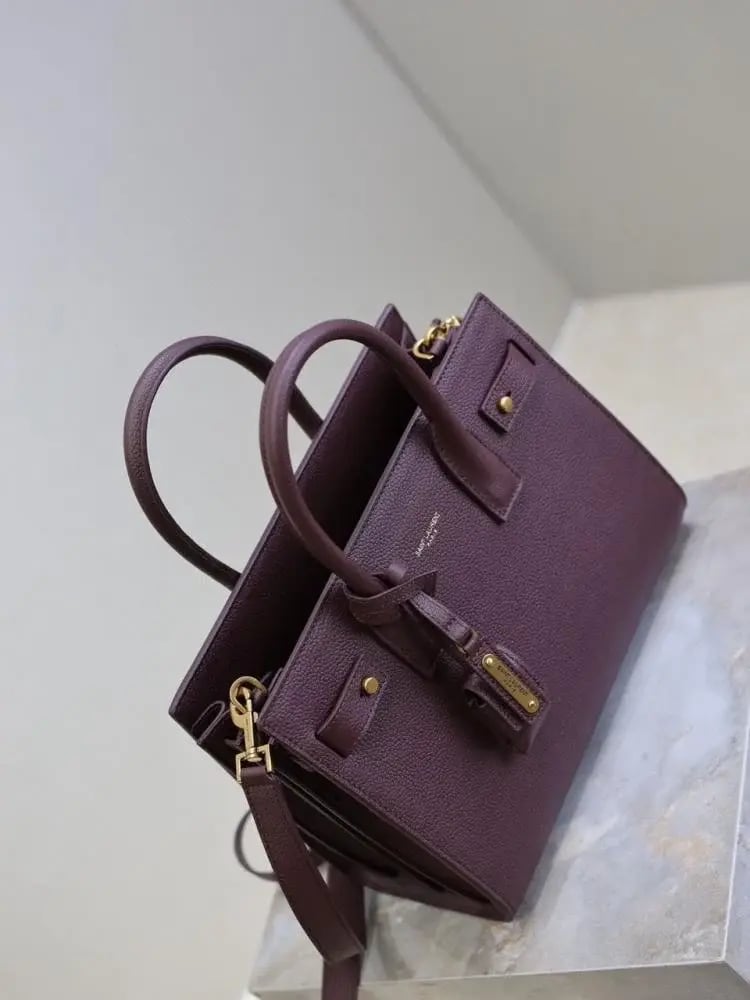 SAC DE JOUR IN GRAINED LEATHER - BABY سالوران