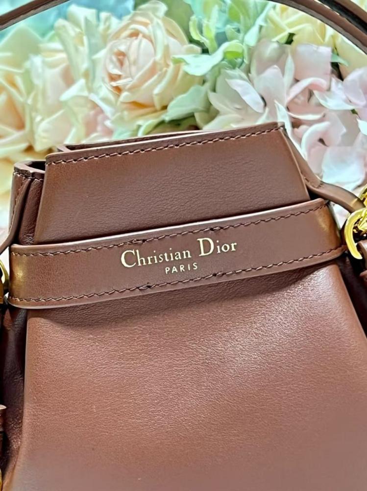 Dior ديور