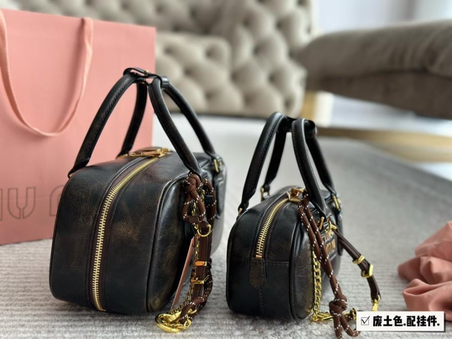 شنطة miumiu