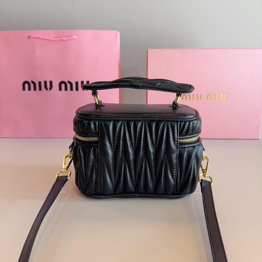 ميو ميو Miumiu