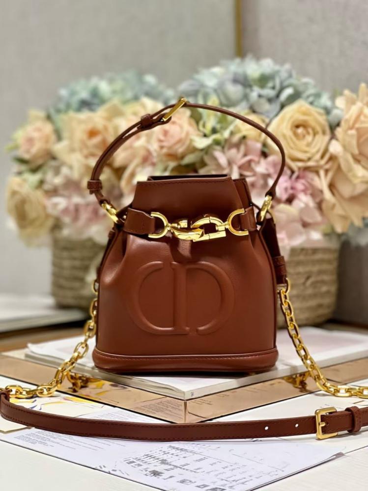 Dior ديور
