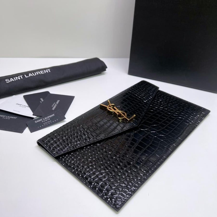 Pouch saintLaurent