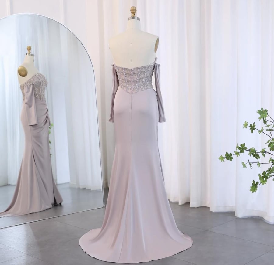 فستان سهرة فاخر من سمارا بوتيك-تطريز لؤلؤ مع ترتر انيق) احمر-E12