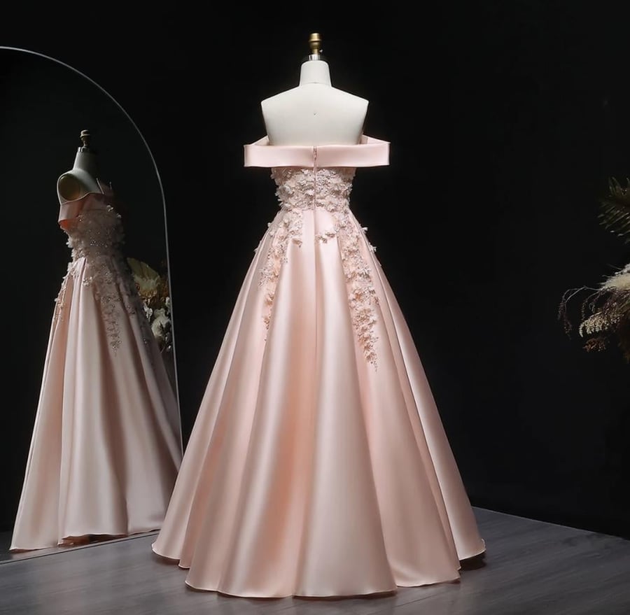 فستان سهرة ناعم من سمارا بوتيك-S151