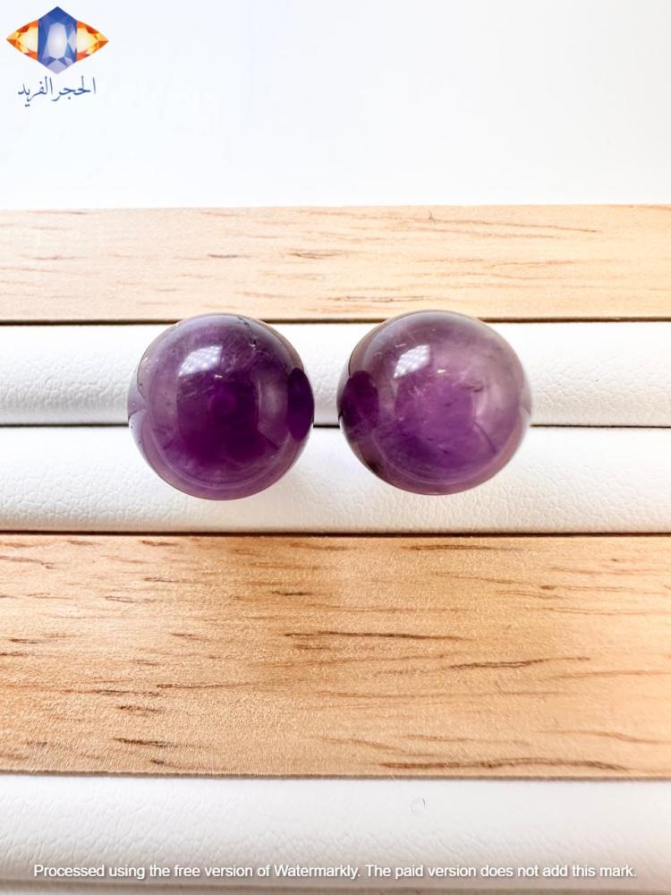 Ring made of natural amethyst (purple quartz).