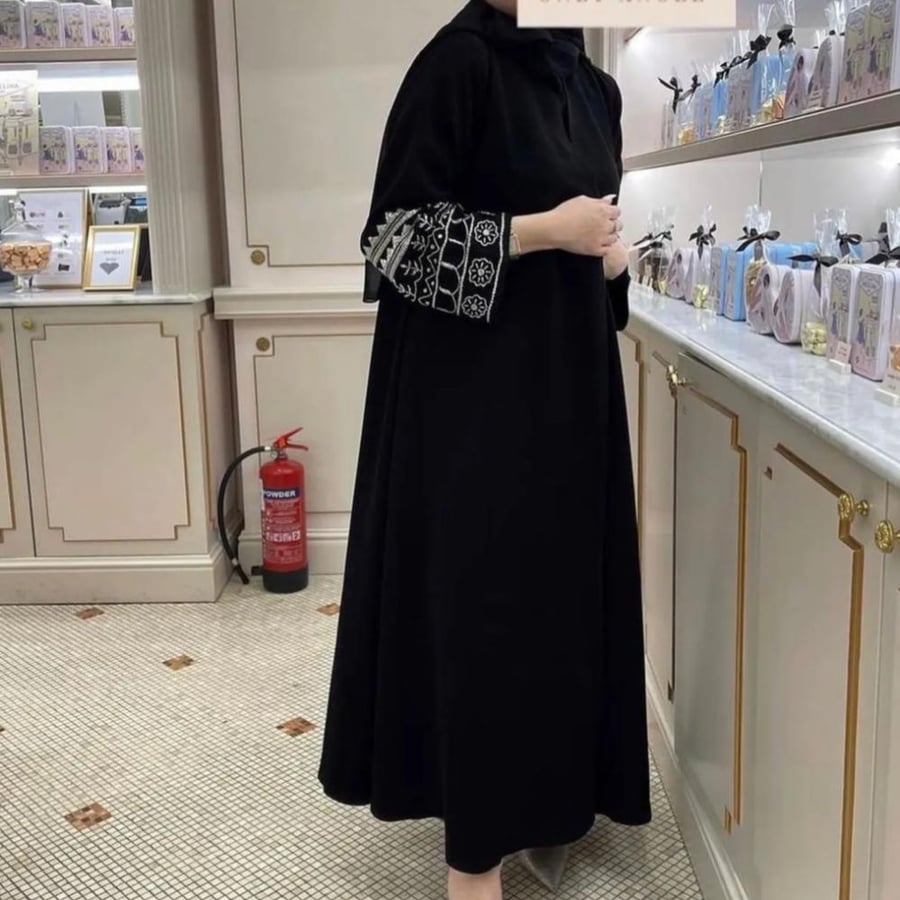 عبايا عمليه صيفيه