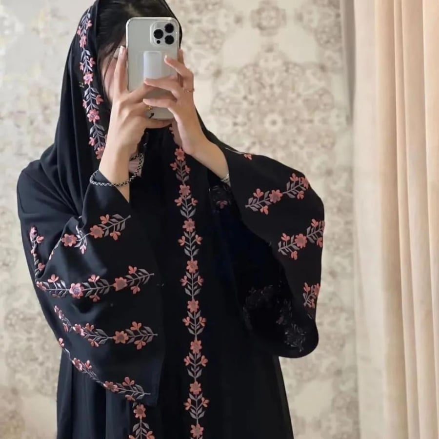 عبايا عمليه صيفيه