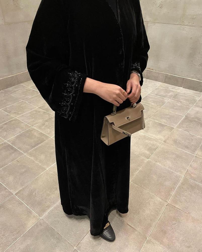 عبايا عمليه شتويه