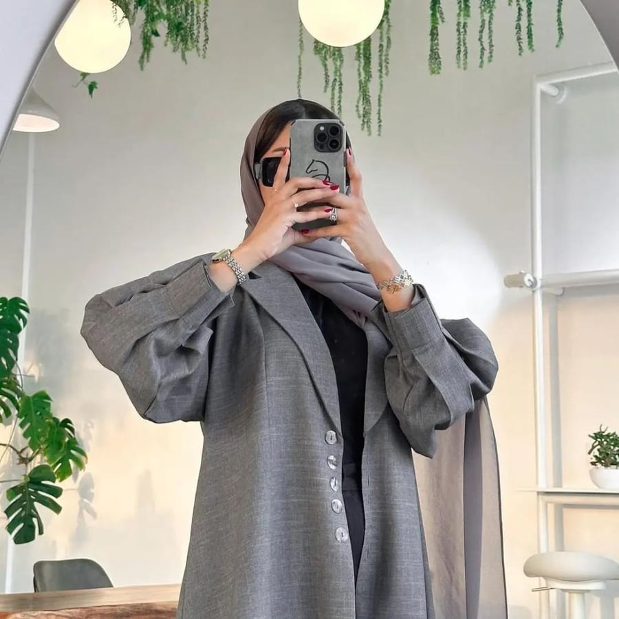 Colorful practical abaya