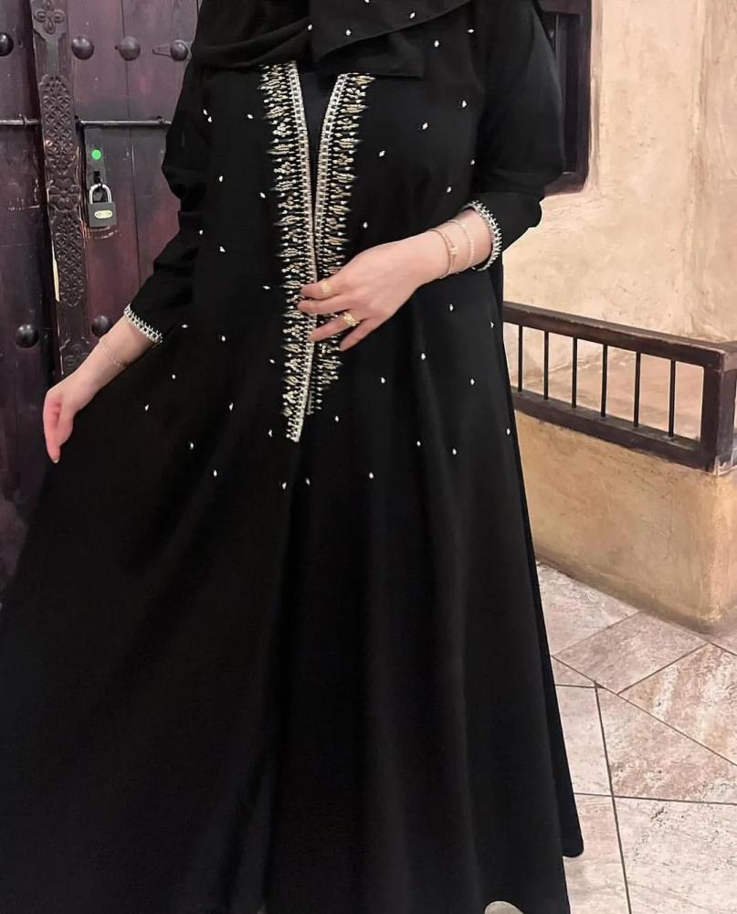عبايا عمليه