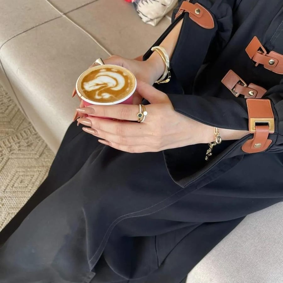 عبايا عمليه