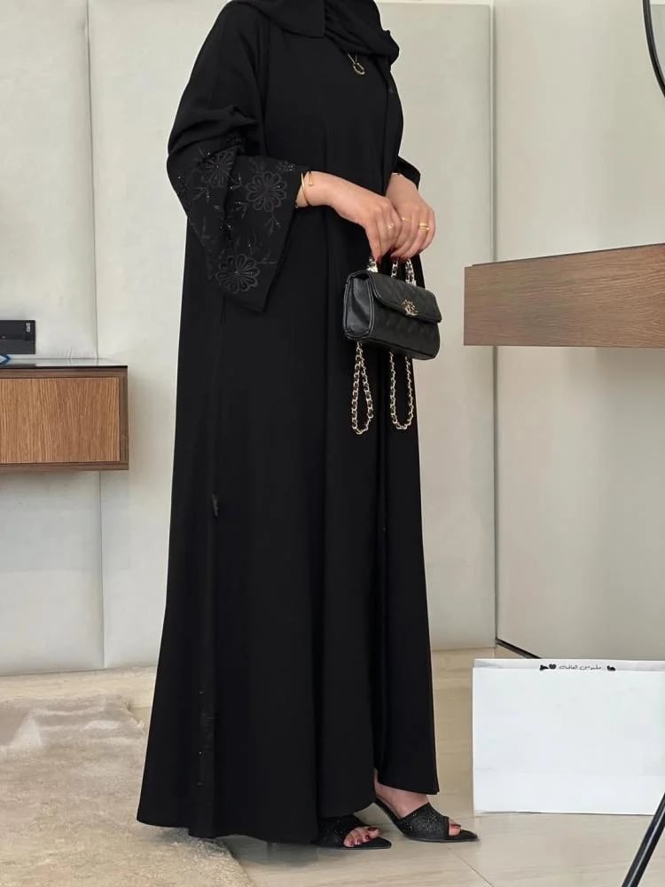 K6 Abaya