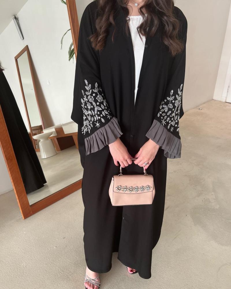 Summer practical abayas, the most requested