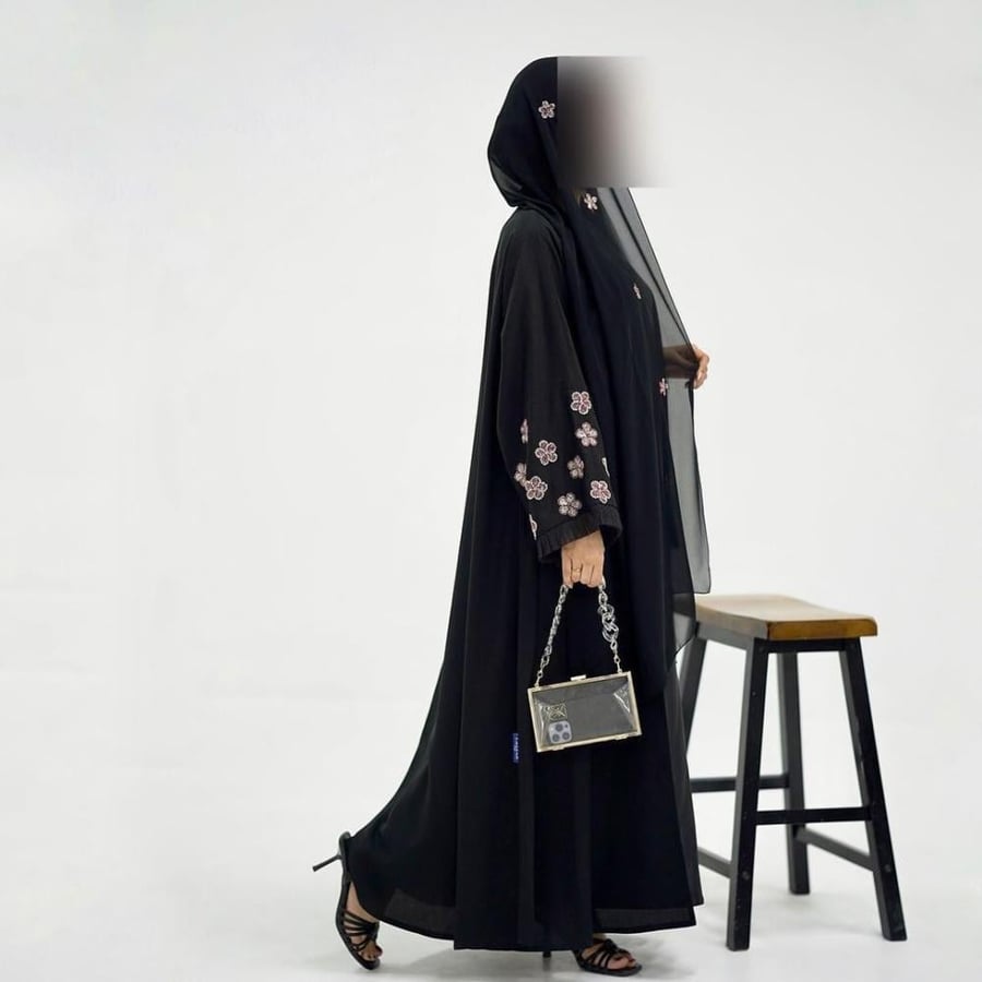 عبايا صيفيه الأكثر طلبا