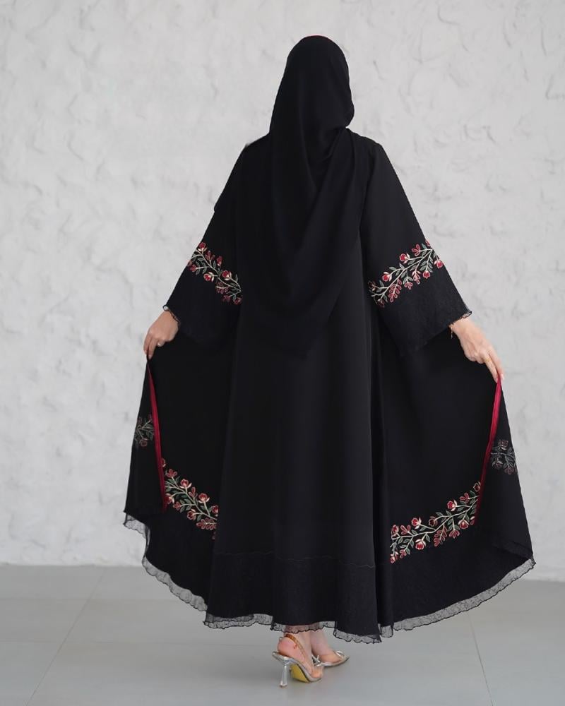 Embroidered abaya with royal dantel