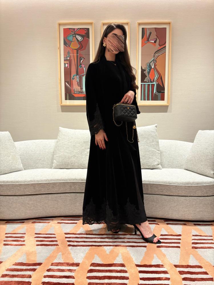 Shamookh velvet abaya