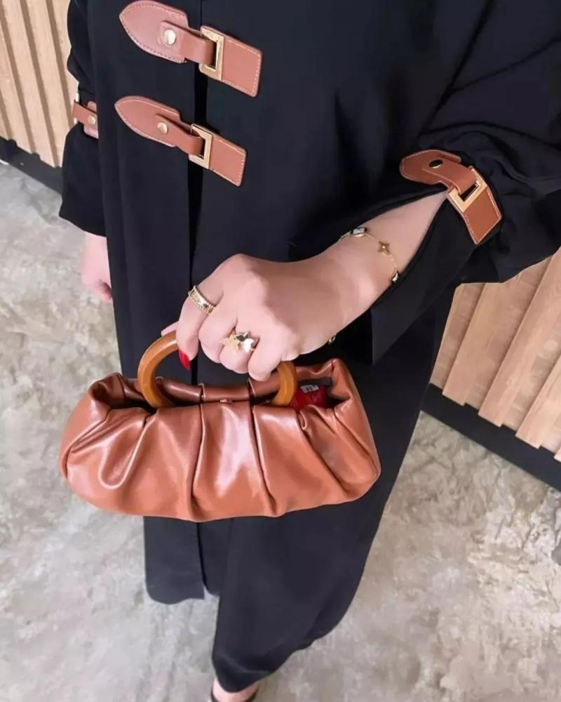 عبايا عمليه