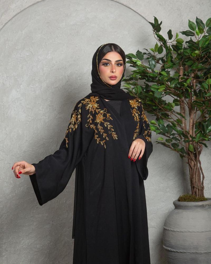 عبايا صيفيه عمليه